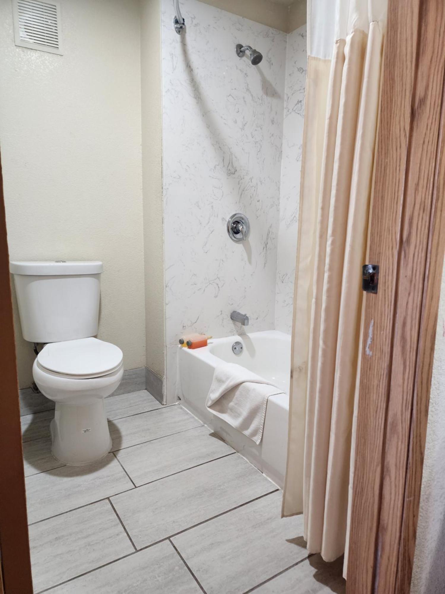 Motel Budget 2*