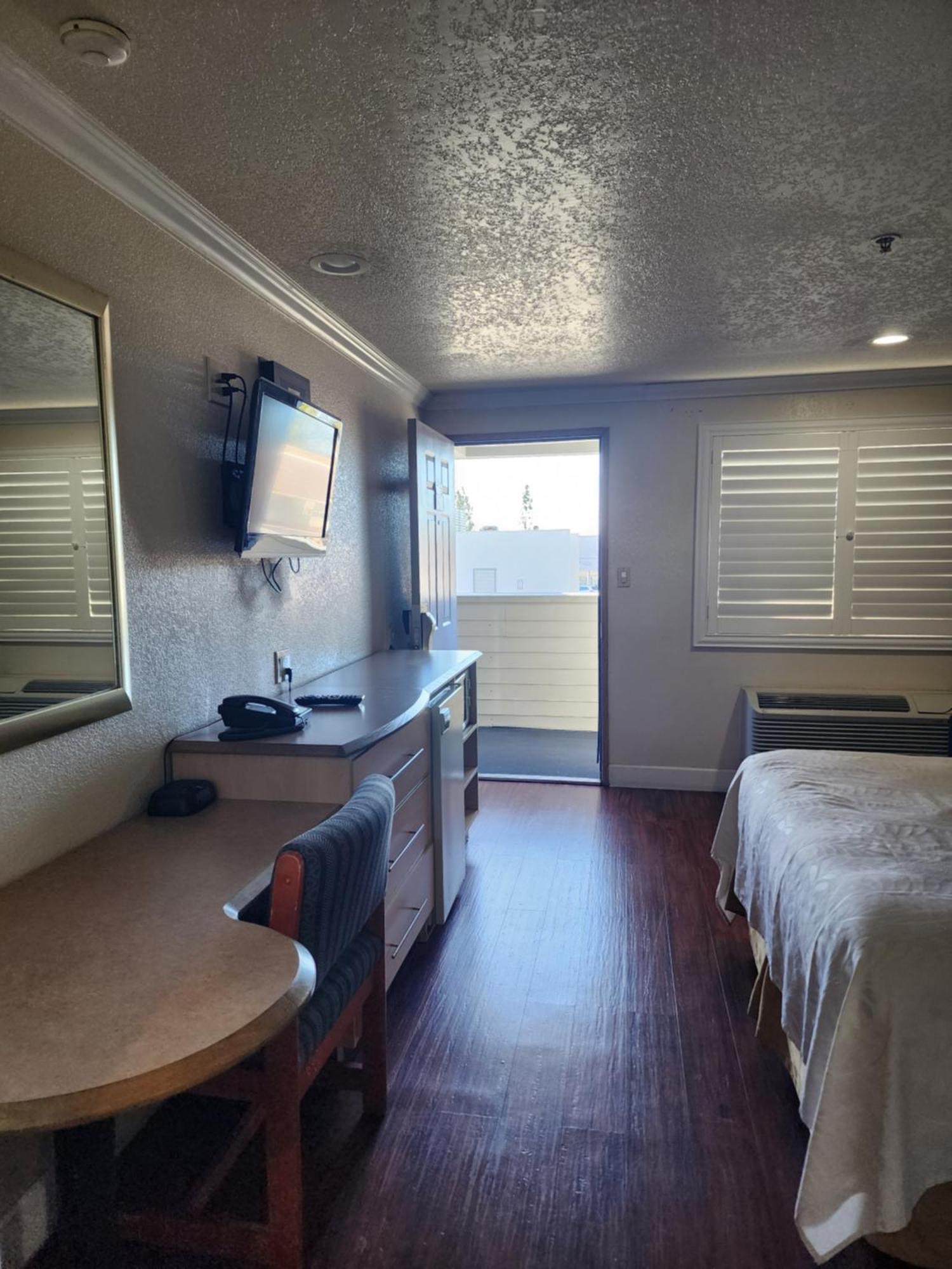 Motel Budget 2*